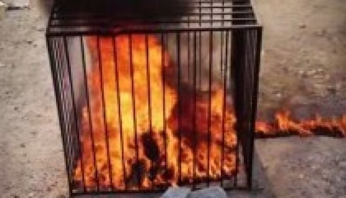 Elevenen égetett el 43 embert az Iszlám Állam