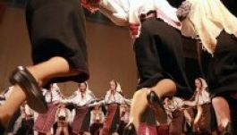 Moldvai és gyimesi hagyományőrzőkkel szervezik a Csángó Bált