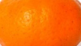 Eldobott egy mandarint, évekig nem léphet stadionba