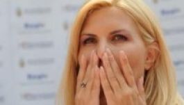 Kitapétáztatná celláját Elena Udrea