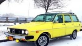 Mit keres a brassói rendszám a New York-i Dacián?