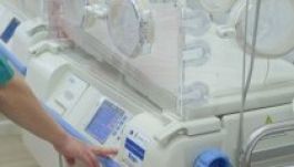 Korszerű inkubátort kapott a sepsiszentgyörgyi kórház