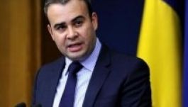 Karácsony előttre ígéri a pénzügyminiszter az adócsökkentéseket