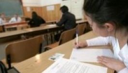 Hétfőn startolt a próba-kisérettségi