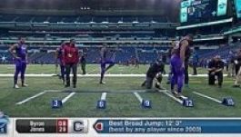 Megdőlt a helyből távolugrás világcsúcsa (VIDEÓ)