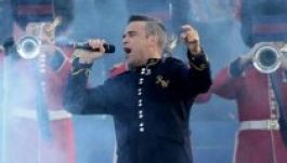 Júliusban koncertezik Robbie Williams Romániában