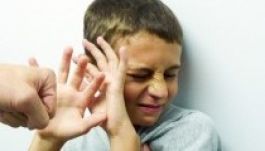 Gyerekhívás: aggasztó a gyermekbántalmazás Romániában