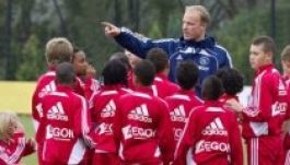 Felmérés: az Ajax neveli a legtöbb fiatal futballistát