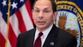 Füllentett katonamúltjáról az amerikai veternügyi miniszter