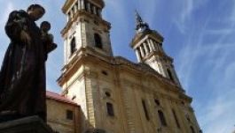 A pápát is meghívták a máriaradnai kegytemplom felszentelésére