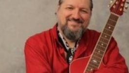 Blueskoncert Marosvásárhelyen Weinberger Attilával