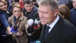 Klaus Johannisnak nem tetszik Orbán oroszbarát politikája