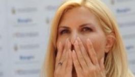 Zárolták Elena Udrea képviselő vagyonát