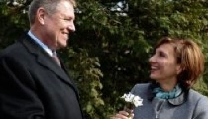 Gáláns gesztust tett vasárnap Klaus Johannis