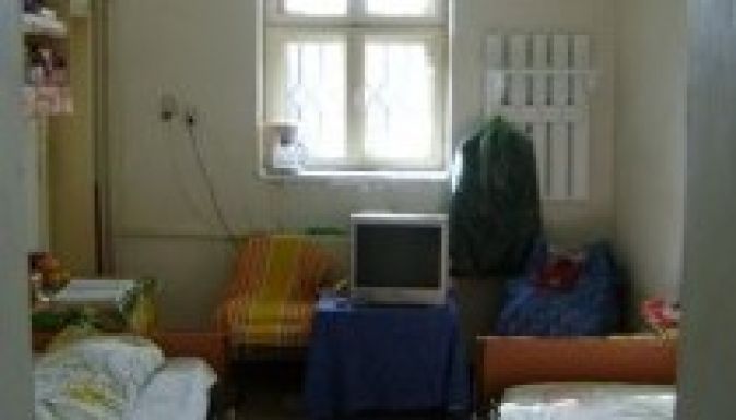 Ilyen cellában tartják fogva az egyik elítélt politikust (FOTÓK)