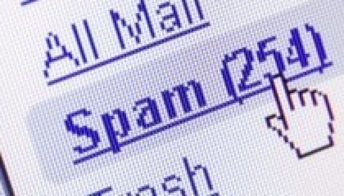 Elloptak egymilliárd e-mail címet