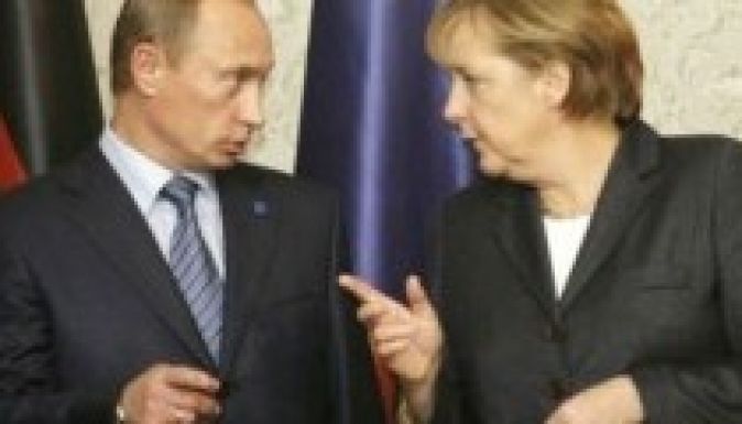 Merkel nemet mondott Putyin egyik meghívására