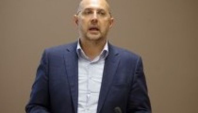 Kelemen: szóljon a fiatalok jövőjéről a politika