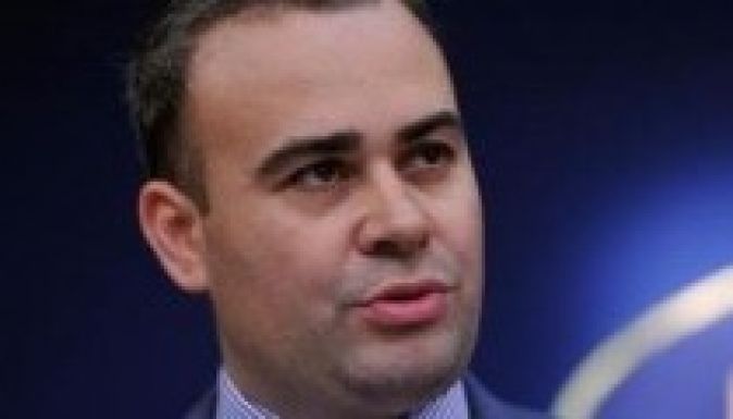 Hajmeresztő dolgokat állít a DNA a pénzügyminiszterről