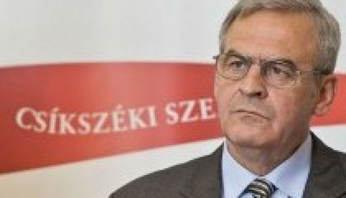 Március 15 – Tőkés László: ne hagyjuk magunkat megfosztani a jelképektől