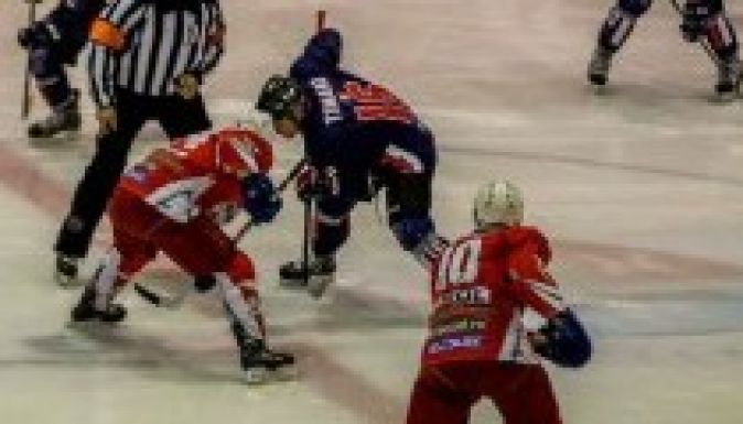 Jégkorong: „román biznisz” lesz a bajnoki döntő