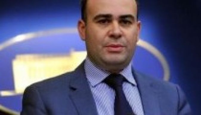 Letartóztatnák a pénzügyminisztert az ügyészek