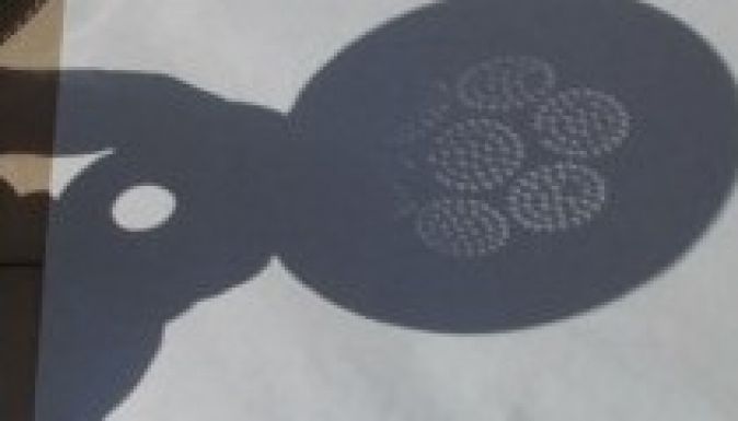 Látott már napfogyatkozást teaszűrőn keresztül?