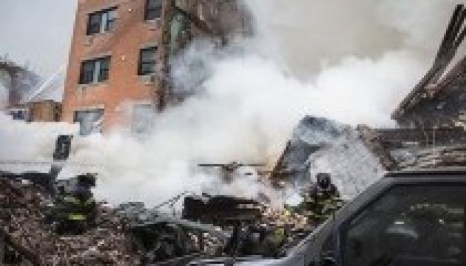 Holttestek kerültek elő a manhattani gázrobbanás helyszínén