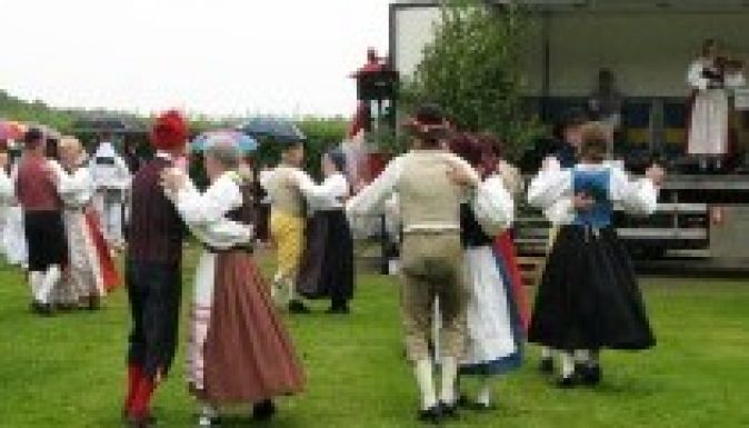 Továbbra sem táncolhatnak szabadon a svédek