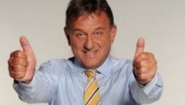 Újraindul Fábry műsora a köztévében március közepétől