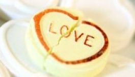 Kártérítést fizet egy török férfit, mert nem szerette a feleségét