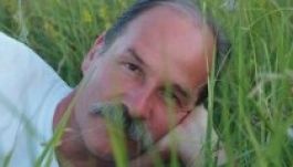 Angyalfüttyel érkezik Berecz András Erdélybe