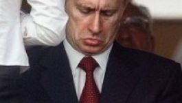 Putyin csökkentette a tavaly megduplázott fizetését