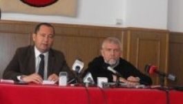 Hatósági provokációtól tart Marosvásárhelyen Izsák Balázs