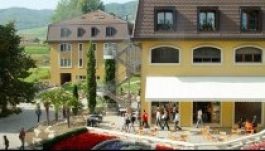 Ebbe az iskolába járnak az európai gazdagok gyerekei