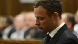 Lehet, hogy Pistorius mégsem ússza meg 5 évvel barátnője lelövését