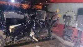 Hajtási nélkül vezetett: elgázolta a vonat (FOTÓ)