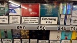 Egyforma lesz minden cigisdoboz Nagy-Britanniában