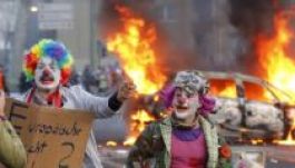 Csatatérré változtatták Frankfurtot a tüntetők (FOTÓK és ÉLŐ VIDEÓ)