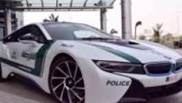 Dubajban nem épp Daciával furikáznak a rendőrök