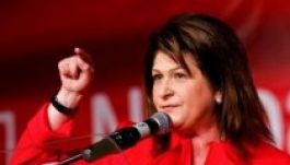 Három év után választotta meg Năstase utódját a pártban a PSD