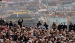 A bevándorlóknak is köszönhetően megállt a csehek népességfogyása