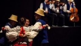 Csíkszeredában vendégszerepel a Háromszék Táncegyüttes