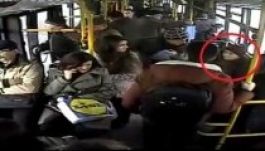 Kitüntetnék a zsebtolvajokat leleplező 007-es nagyit