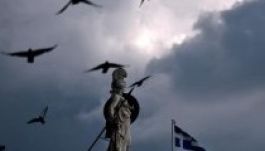 Leminősítette Görögországot a Fitch, valós lehetőségnek tartja a csődöt