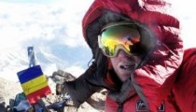 Elindult a „világ tetejére” Török Zsolt aradi hegymászó