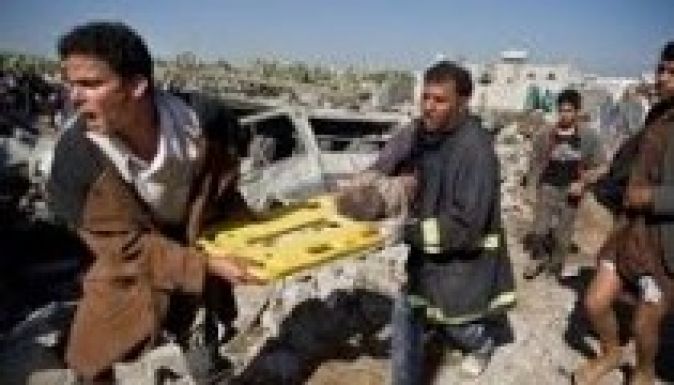 Két hét alatt százakat öltek meg Jemenben