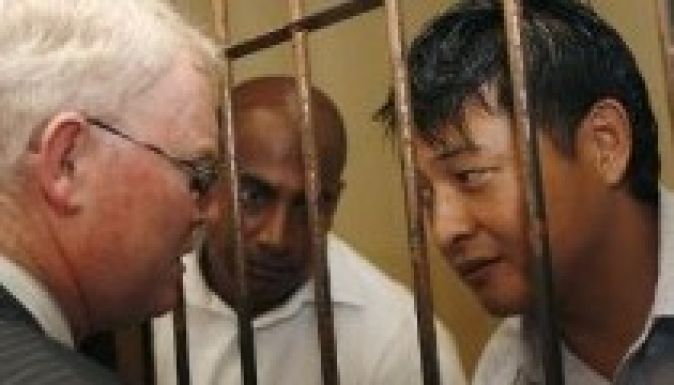 Ki akarnak végezni két ausztrált Indonéziában