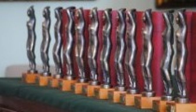 Kiosztották az idei EMKE-díjakat