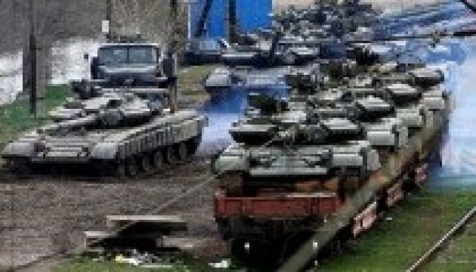 Putyin továbbra is szállít fegyvereket az ukrajnai szakadároknak